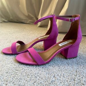 Steve Madden Fuchsia Block Heel Sandals